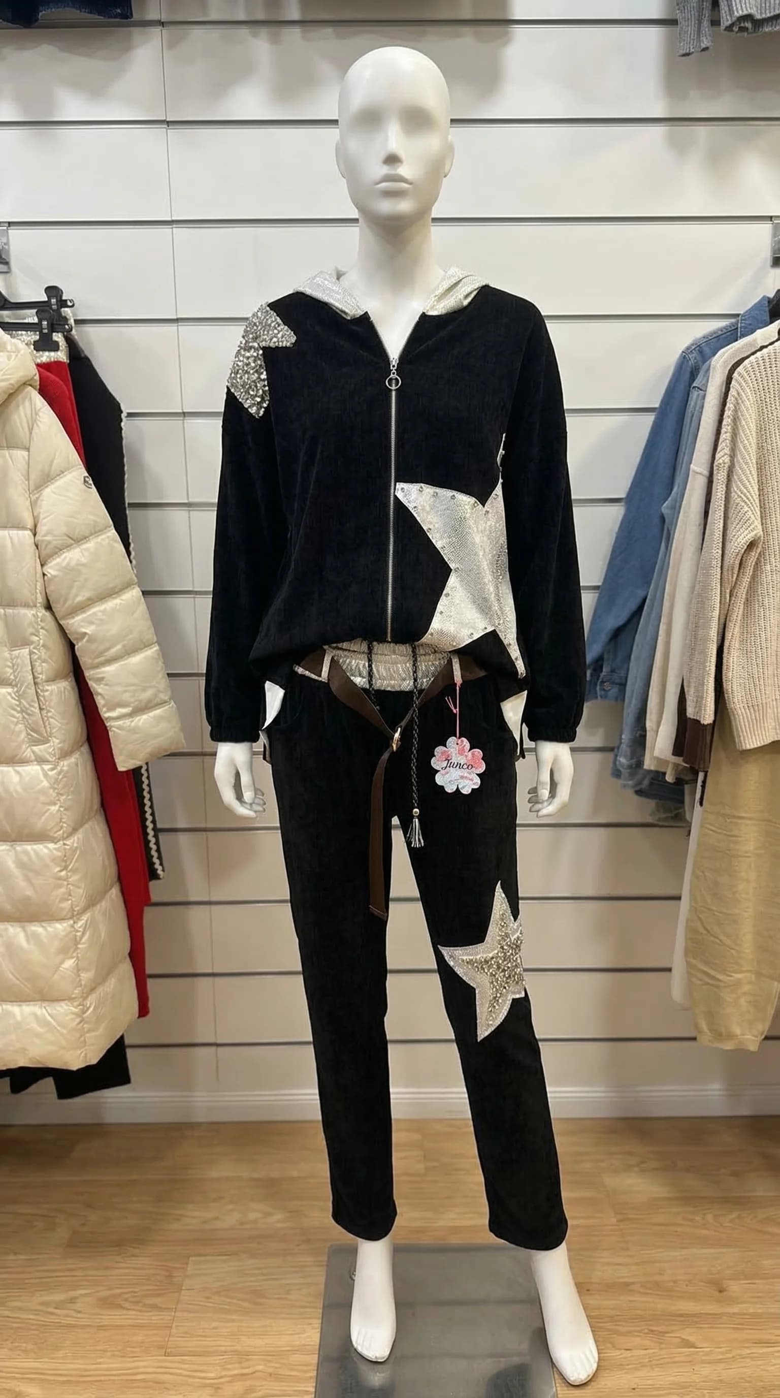 Conjunto negro con estrellas - Unicca Moda